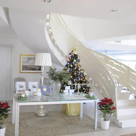 Maison Blanche Ταορμίνα