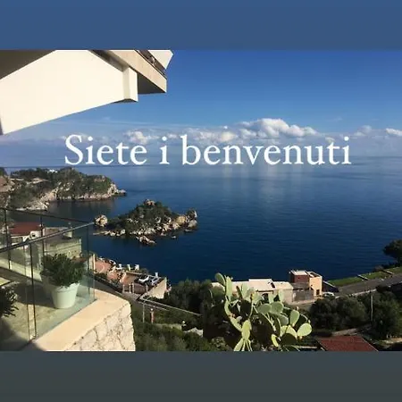 Maison Blanche Ταορμίνα